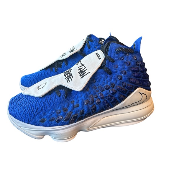 Nike Uninterrupted x LeBron 17 More Than An Athlete Blue Sneakers Men’s Size 9.5 - Picture 1 of 8